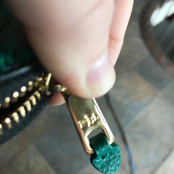 Ralph Lauren Round Pocket Compact Mirror - Picture 5 of 5